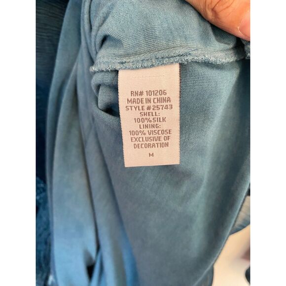 SOFT SURROUNDINGS Blue Long Sleeve Silk Embroidered Sequin Tunic Top Size M - Picture 5 of 5